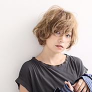 長谷川あや